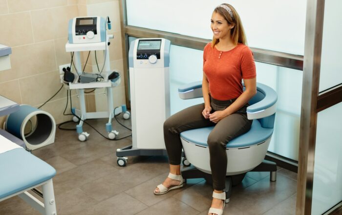 treatment for urinary incontinence in elderly female