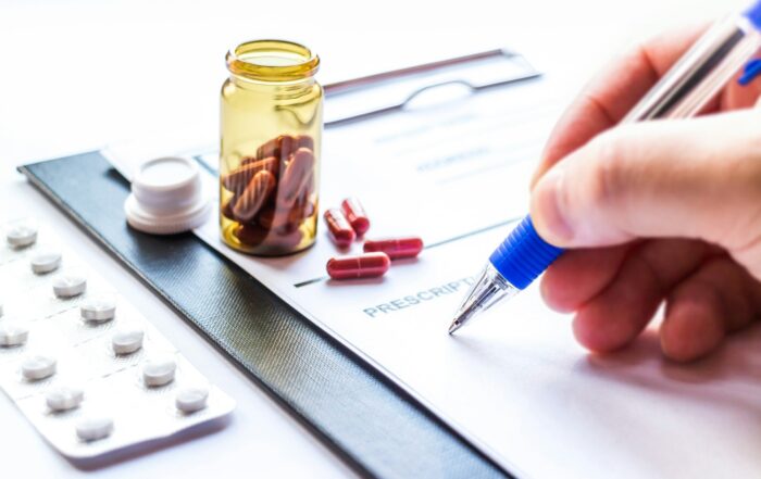 what are the worst side effects of paxlovid