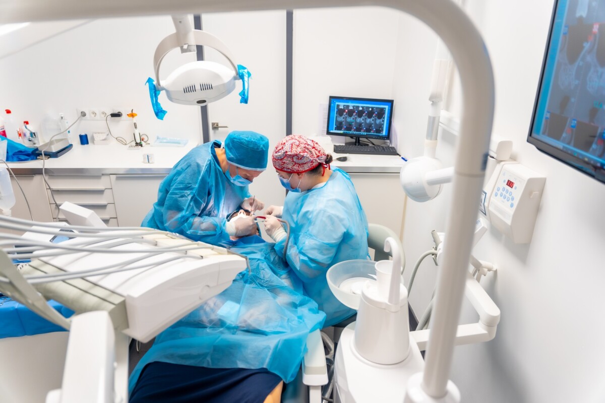 dental implants for seniors