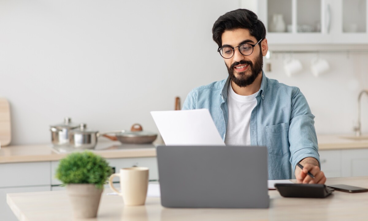 when are health insurance premiums tax deductible
