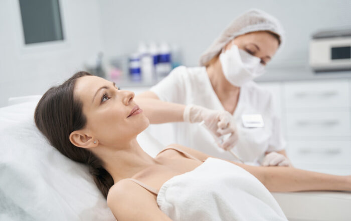 ¿Cubre Kaiser la dermatología?