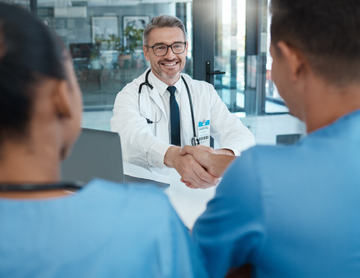 Mejores complementos de seguro de salud vs plan base