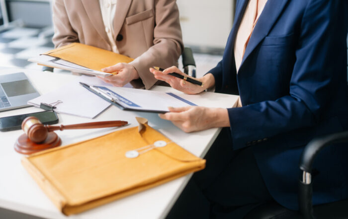 Can You Switch Health Insurance Plans Mid-Year?